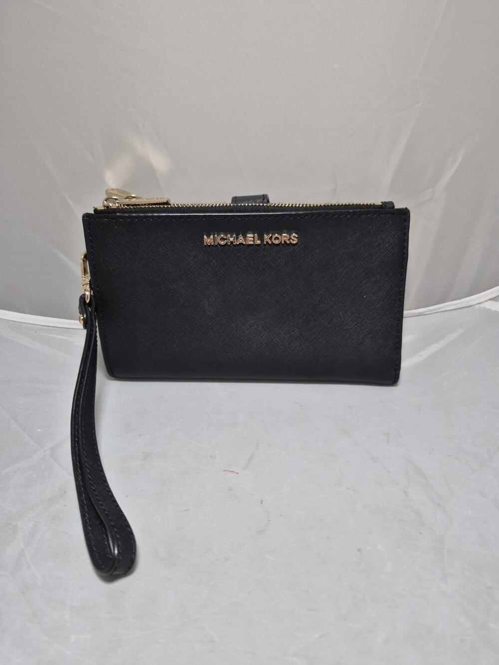 💥 Michael Kors MK Jet Set Travel Large Double Zip Wristlet Wallet Black Gold